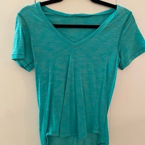 Lululemon t-shirt
